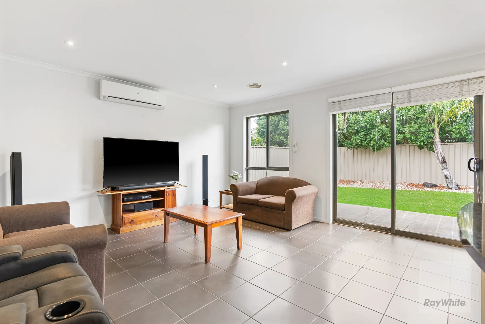 Additional image 8 of 11 Verdon Avenue, Caroline Springs VIC 3023