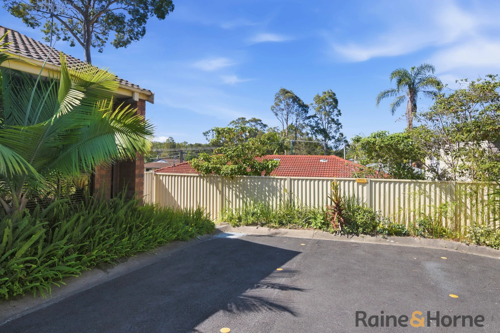 Additional image 32 of 4/4 Eric Fenning Drive, Surf Beach NSW 2536