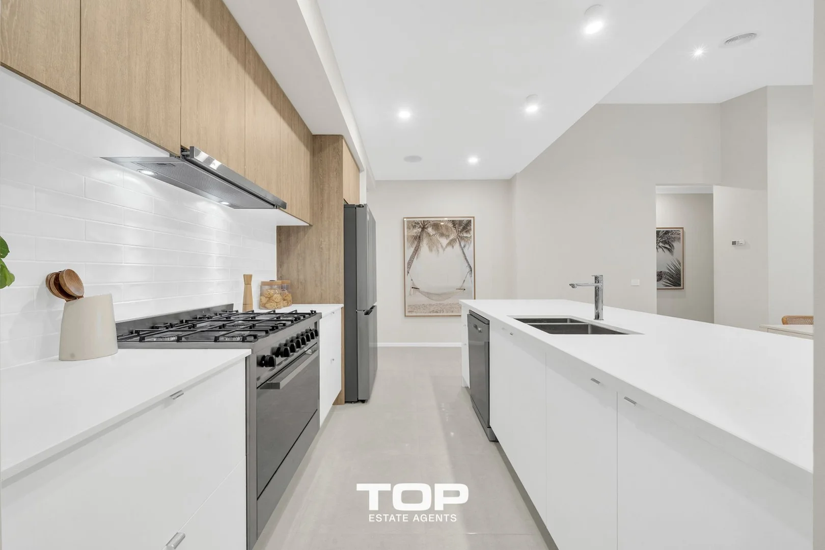 Additional image 10 of 9 Grazing Way, Clyde North VIC 3978