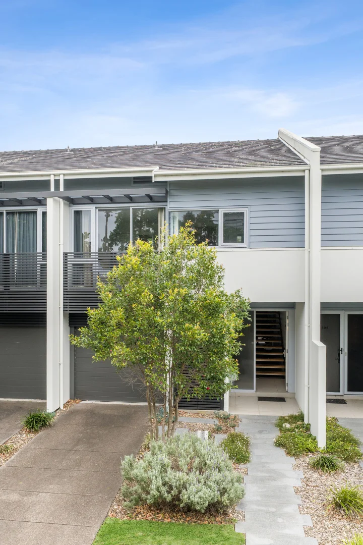 Additional image 4 of 805/3 Turnberry Avenue, Magenta NSW 2261