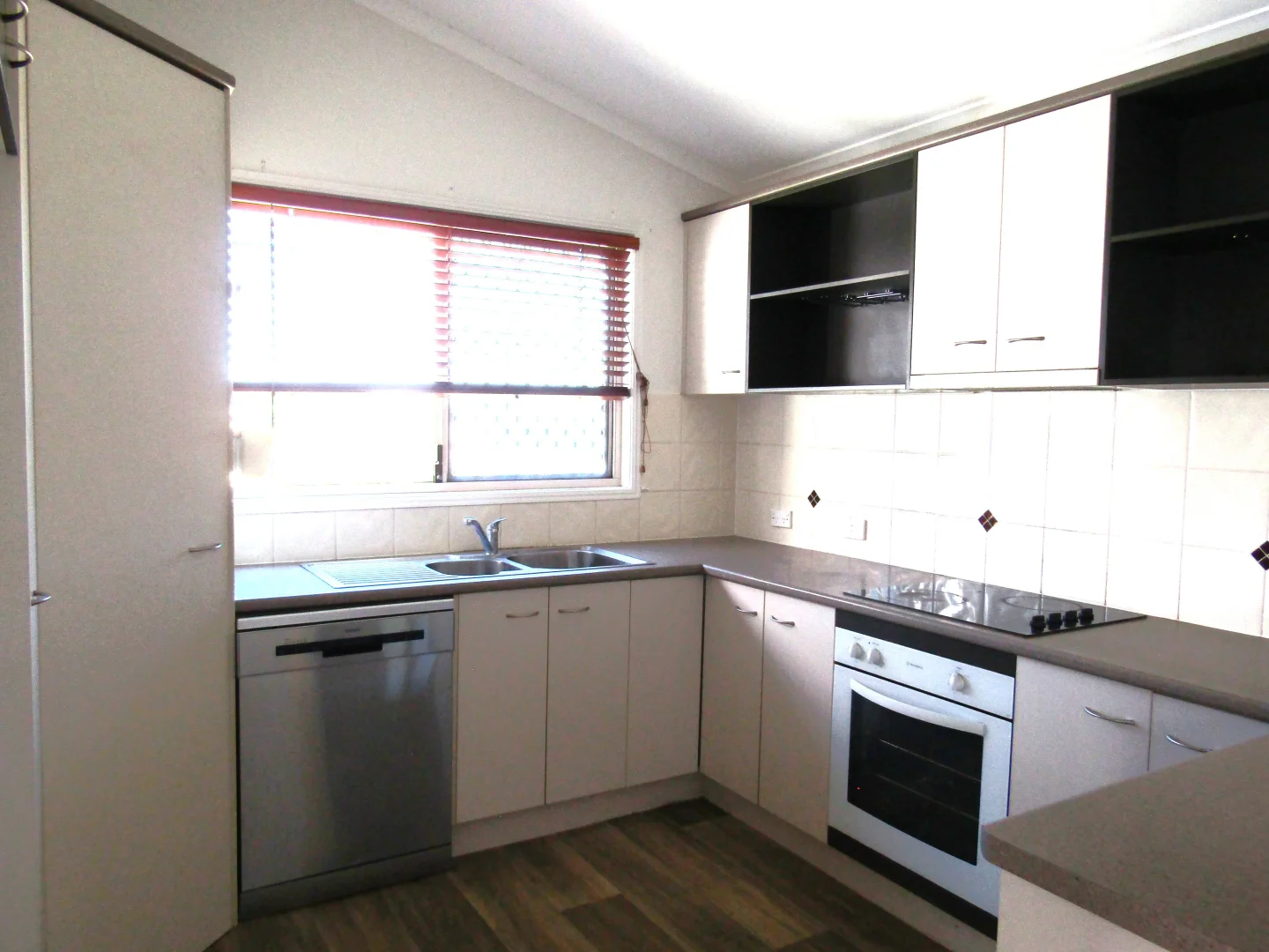 Additional image 10 of 14 Adams Crescent, Blackwater QLD 4717