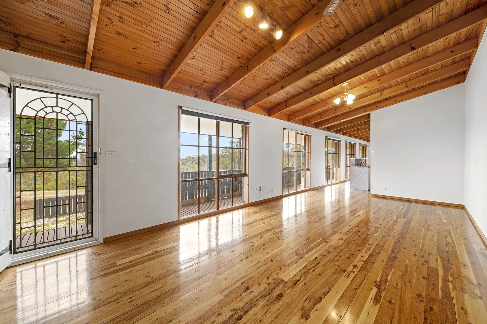 Additional image 5 of 43 Meadows Lane, Heathcote VIC 3523