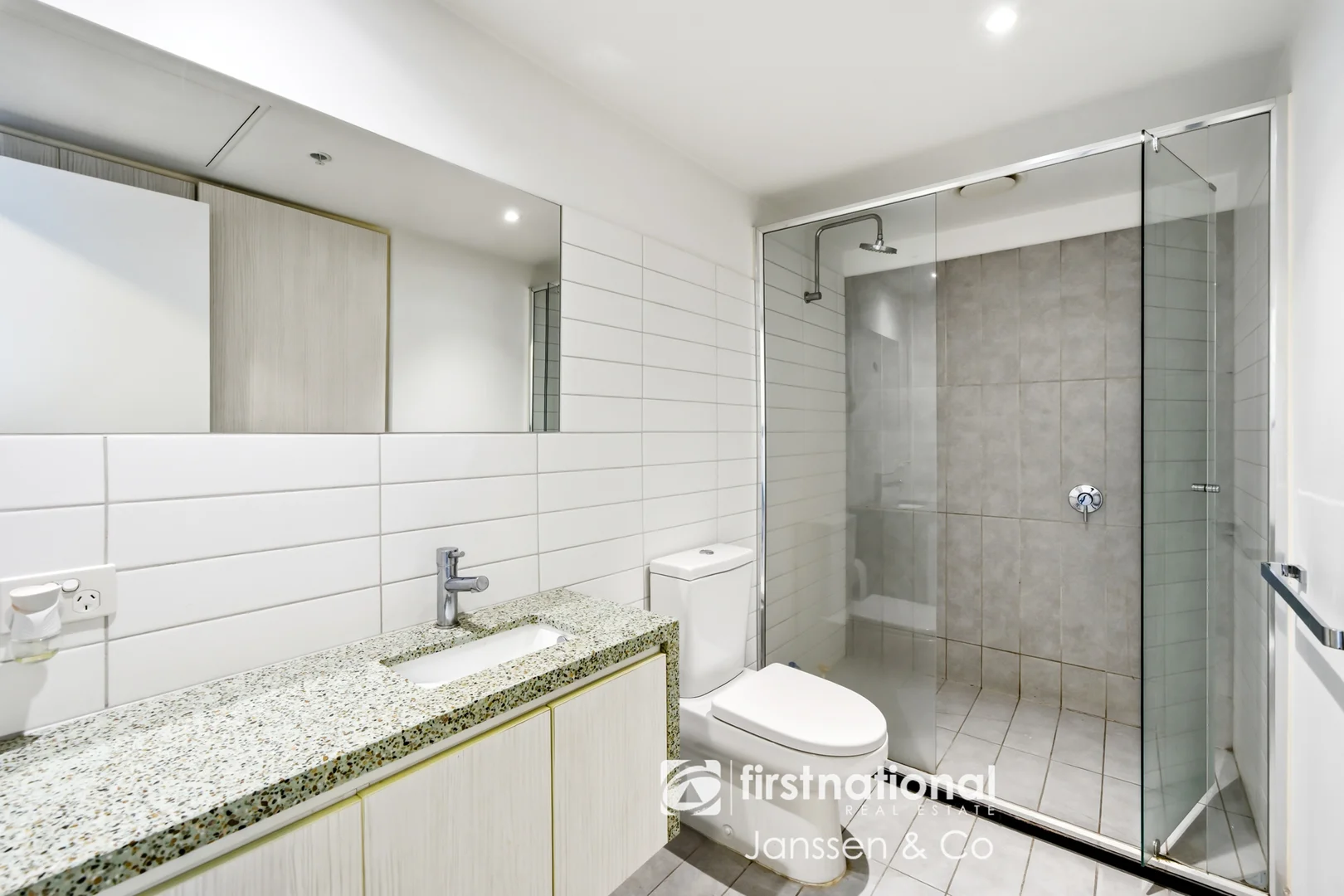 Additional image 5 of 2101/673 La Trobe Street, Docklands VIC 3008