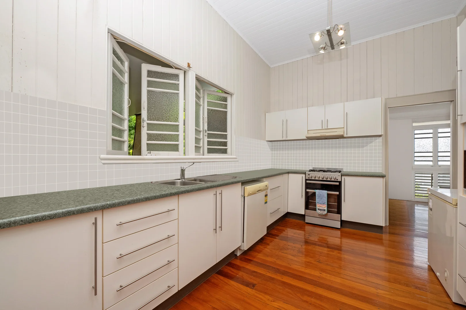 Additional image 4 of 31 Albury Street, Pimlico QLD 4812