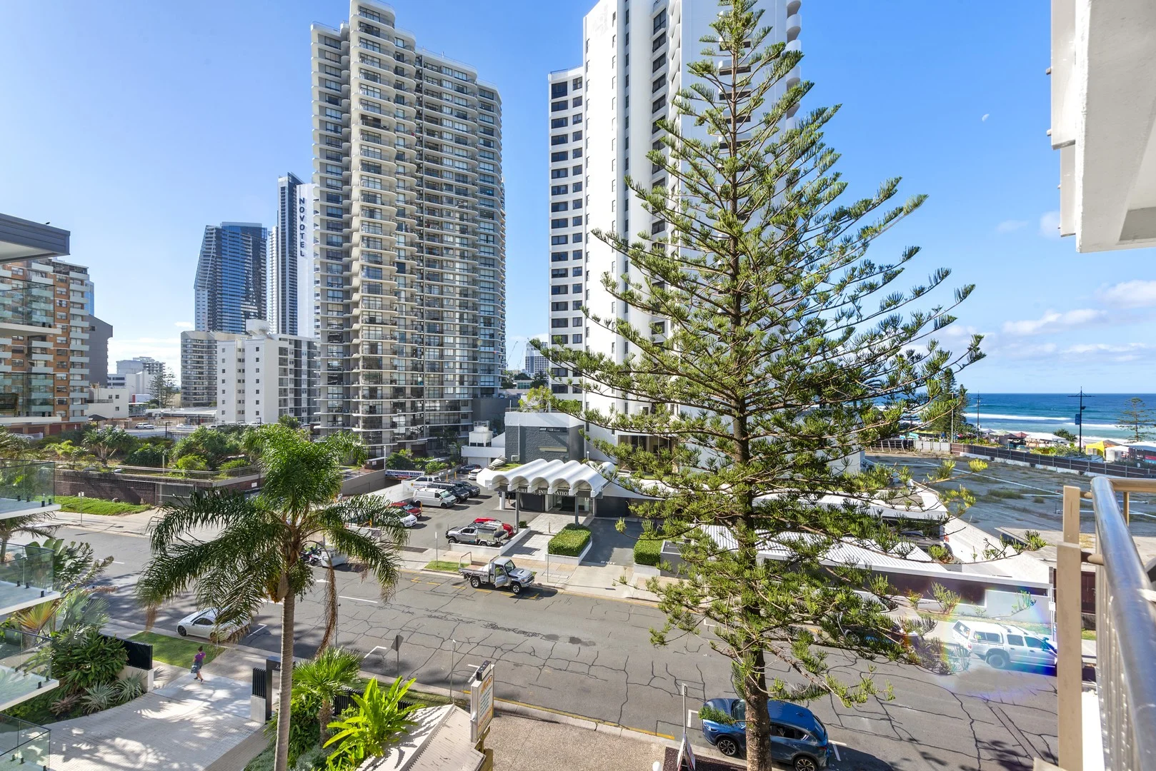 402/8 Trickett Street, Surfers Paradise QLD 4217