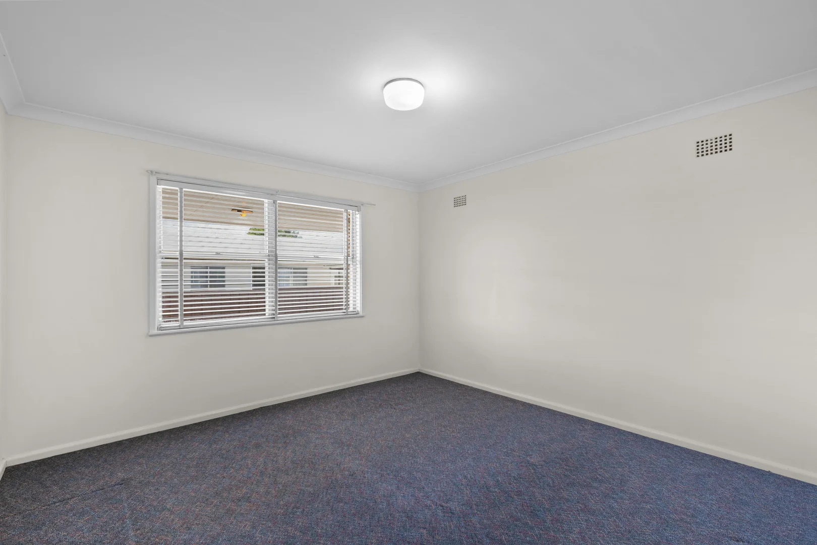 Additional image 5 of 1 - 4/88 Denison Street, West Tamworth NSW 2340