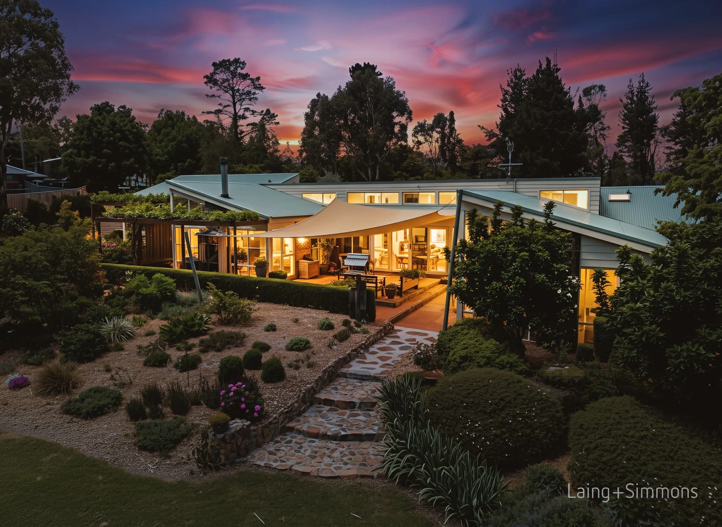 14 Niagara Street, Armidale NSW 2350