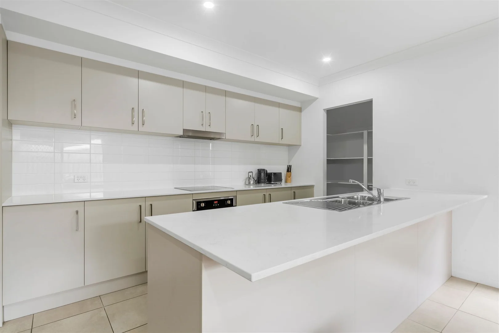 Additional image 2 of 30 Greenridge Road, Park Ridge QLD 4125