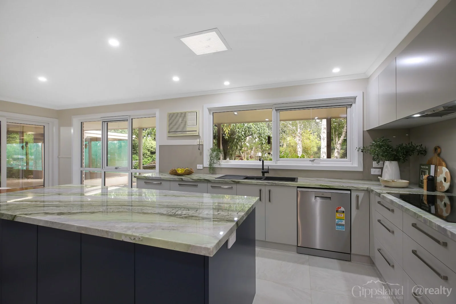 Additional image 3 of 61 Colquhoun Boulevard, Warragul VIC 3820