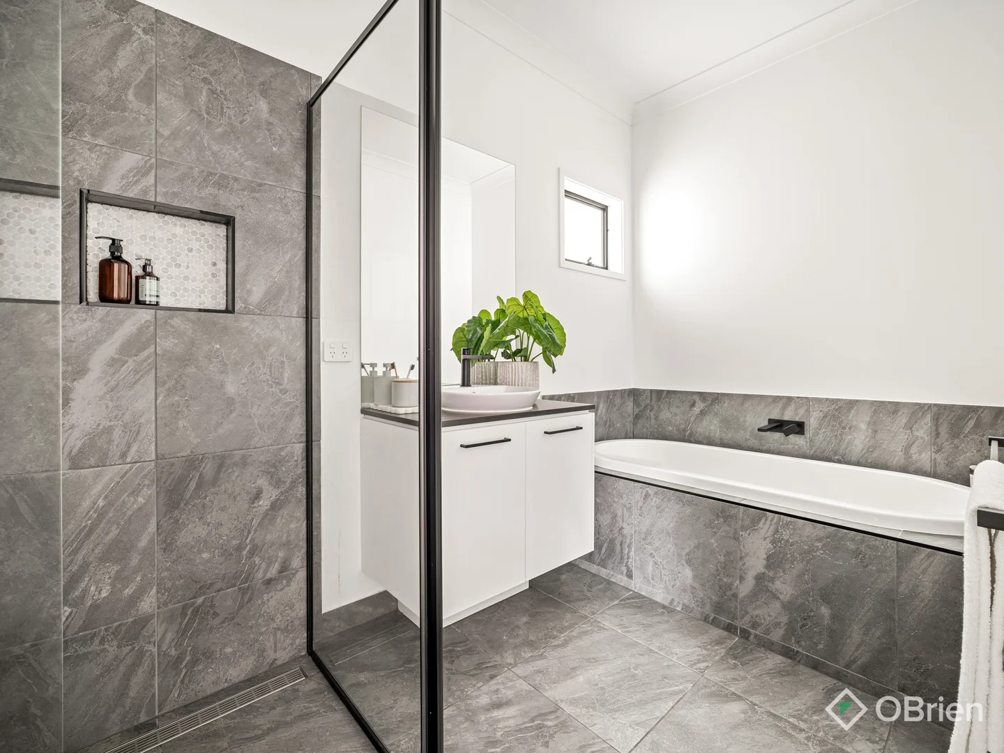 Additional image 13 of 121 Ceduna Road, Clyde North VIC 3978