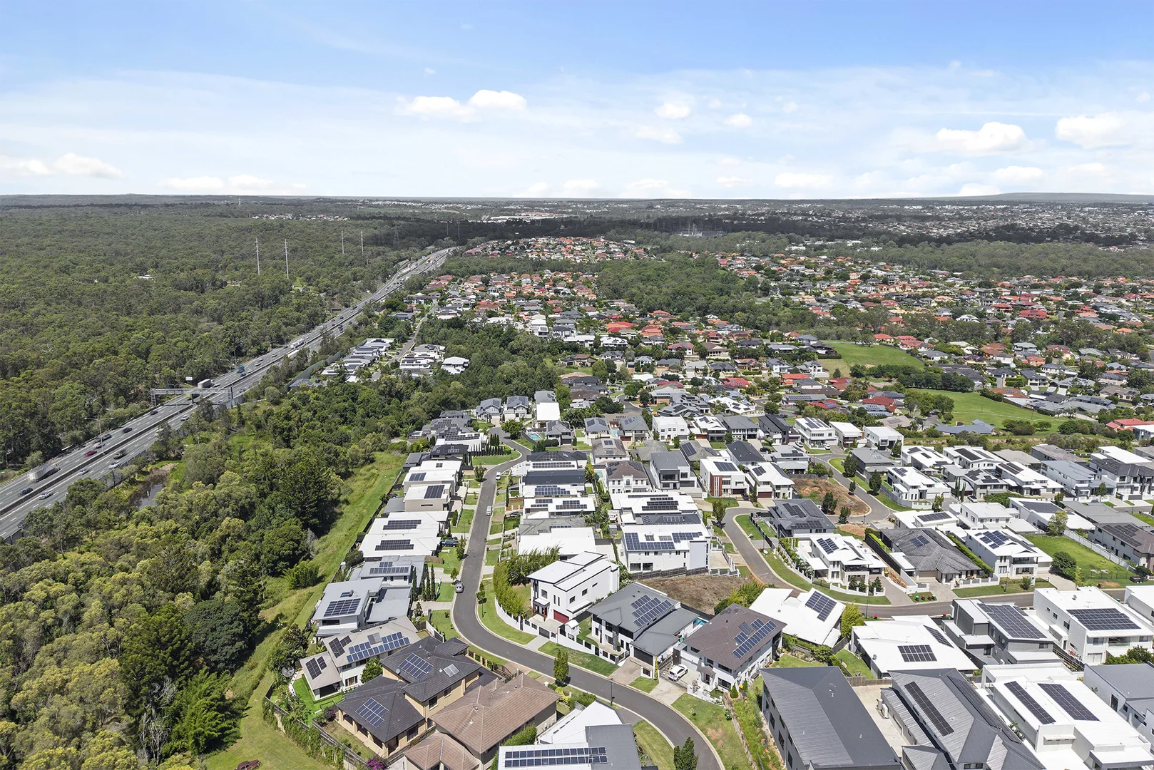 Additional image 34 of 86 Linacre Crescent, Carindale QLD 4152