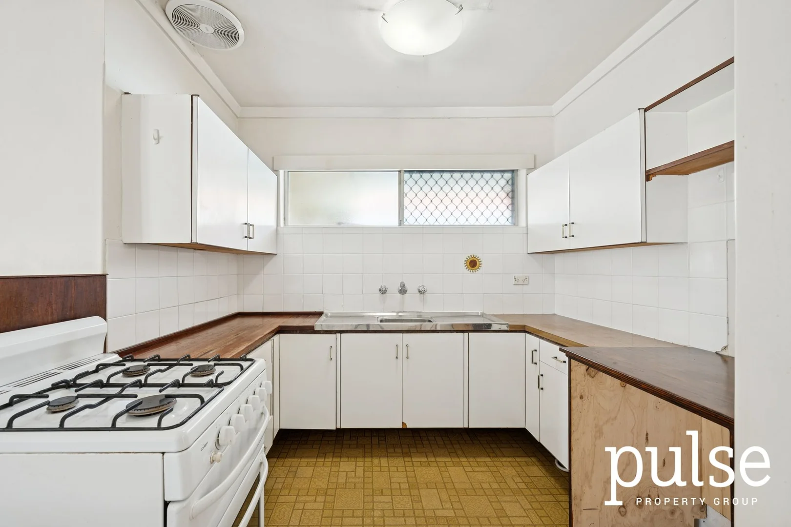 Additional image 29 of 119 Riverton Drive W, Rossmoyne WA 6148