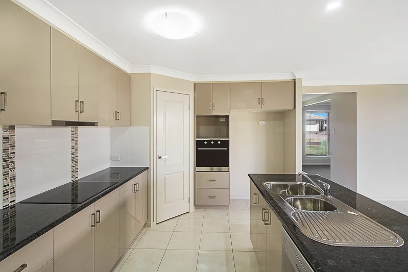 Additional image 3 of 38 Shelby Street, Glenvale QLD 4350