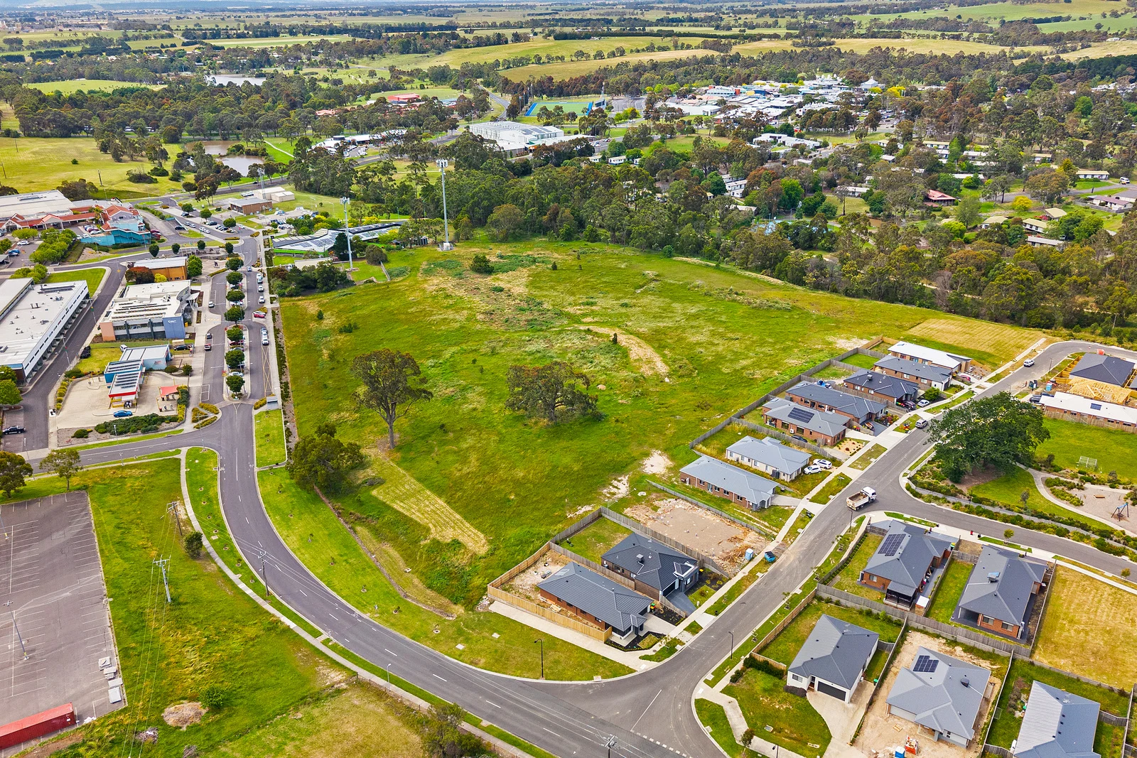 Additional image 5 of 5/1 Oakhill Estate, Churchill VIC 3842