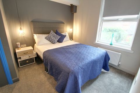 Hawkesbury Road, Leicester LE2, Room to rent