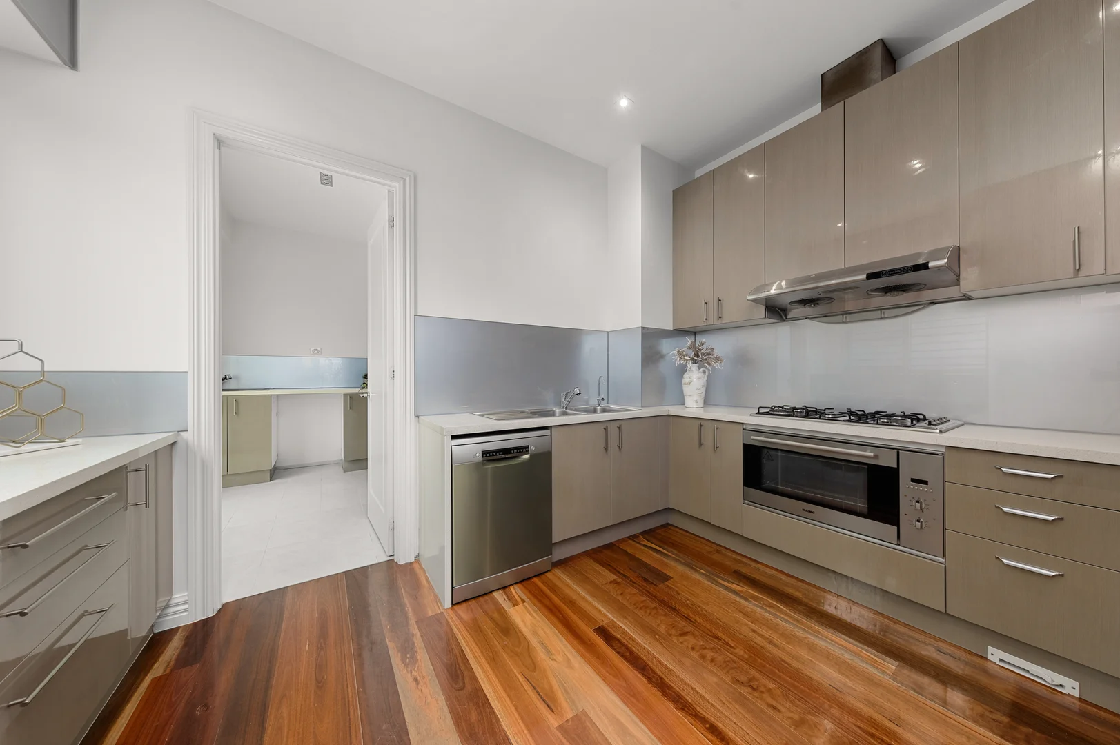 Additional image 12 of 8 Donald Road, Burwood VIC 3125