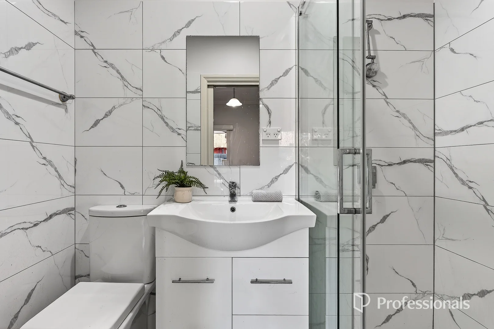 Additional image 10 of 25 Dorothy Avenue, Glen Huntly VIC 3163