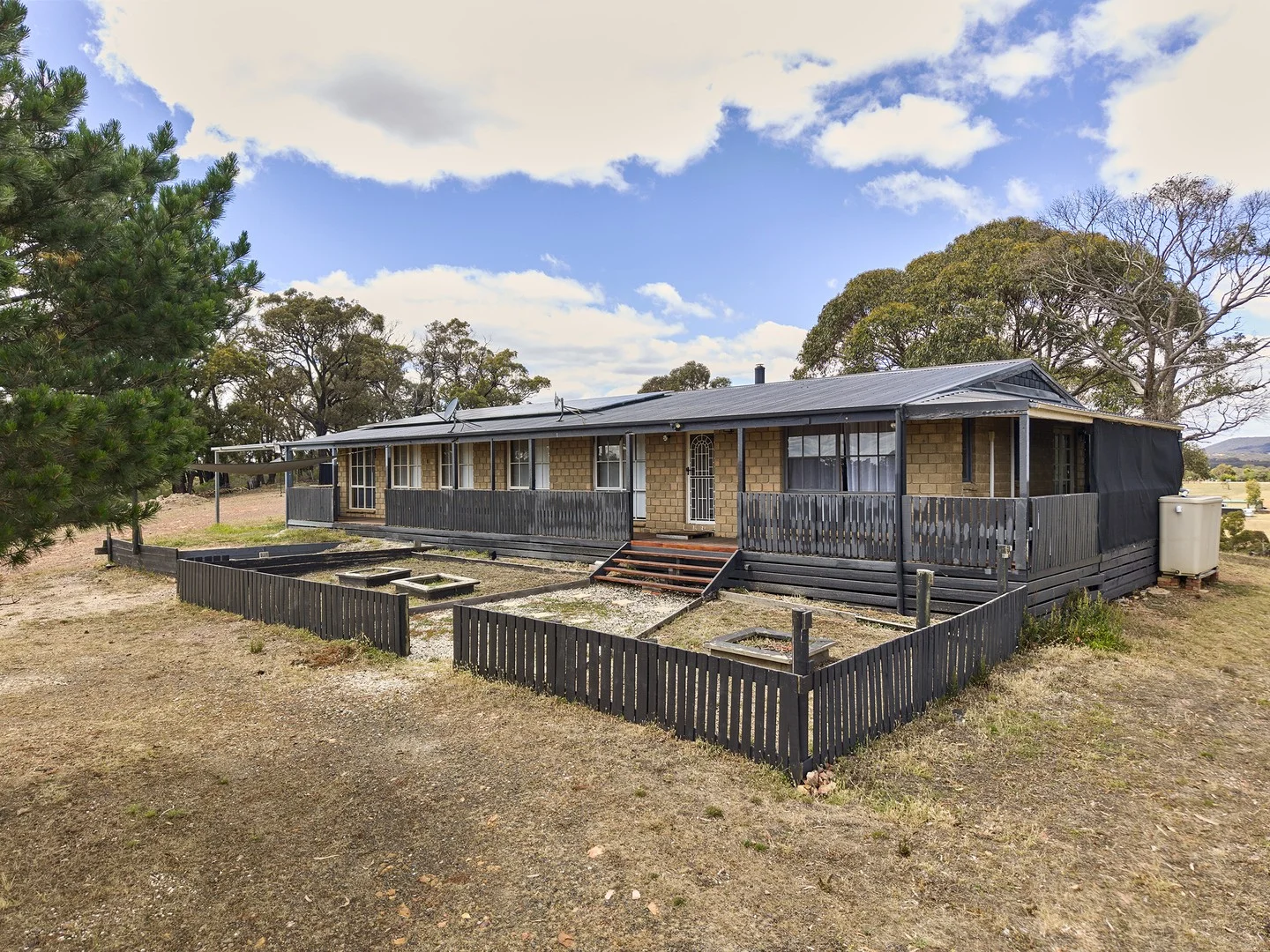 43 Meadows Lane, Heathcote VIC 3523