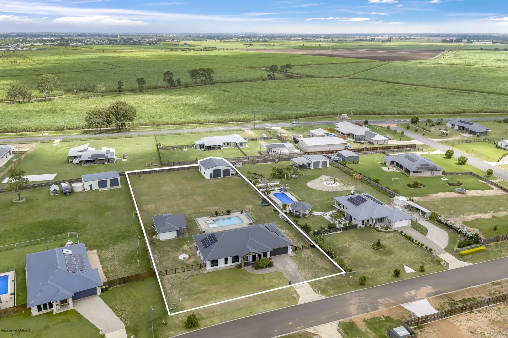 55 James Henderson Way, Gooburrum QLD 4670