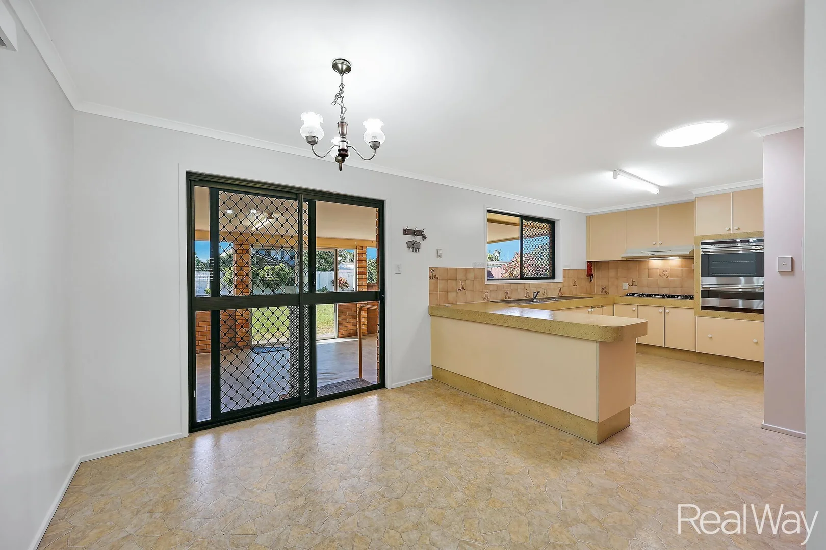 Additional image 9 of 19 Brady Street, Avenell Heights QLD 4670