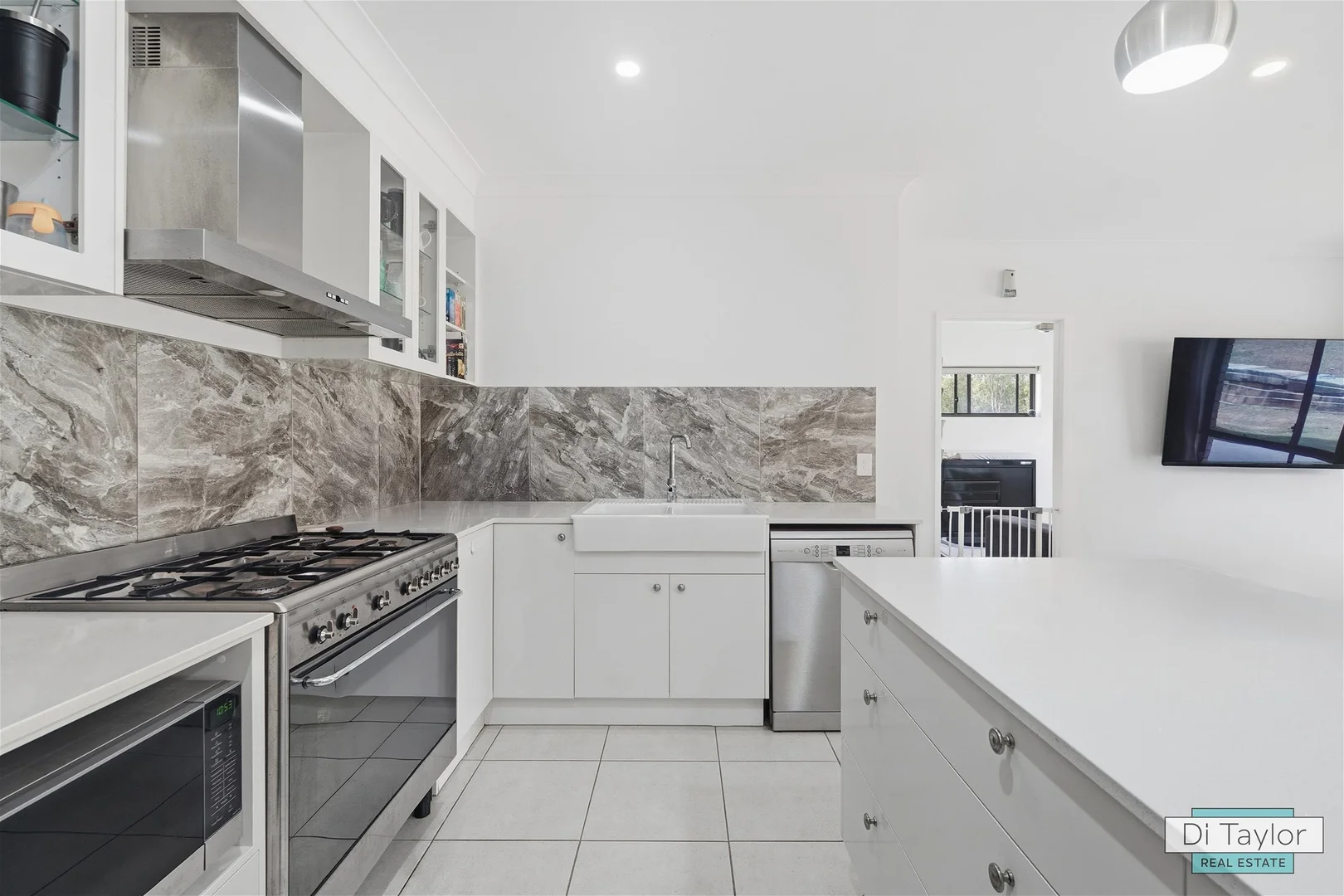 Additional image 14 of 6-8 Summerhill Place, Woodhill QLD 4285