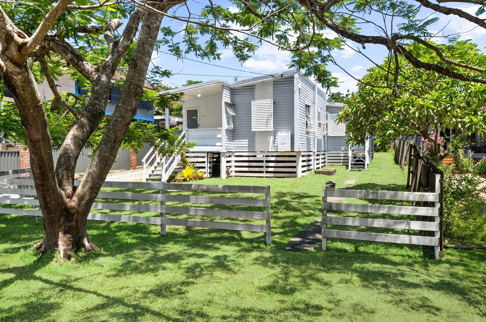 Additional image 2 of 18 Allamanda Street, Fairfield QLD 4103