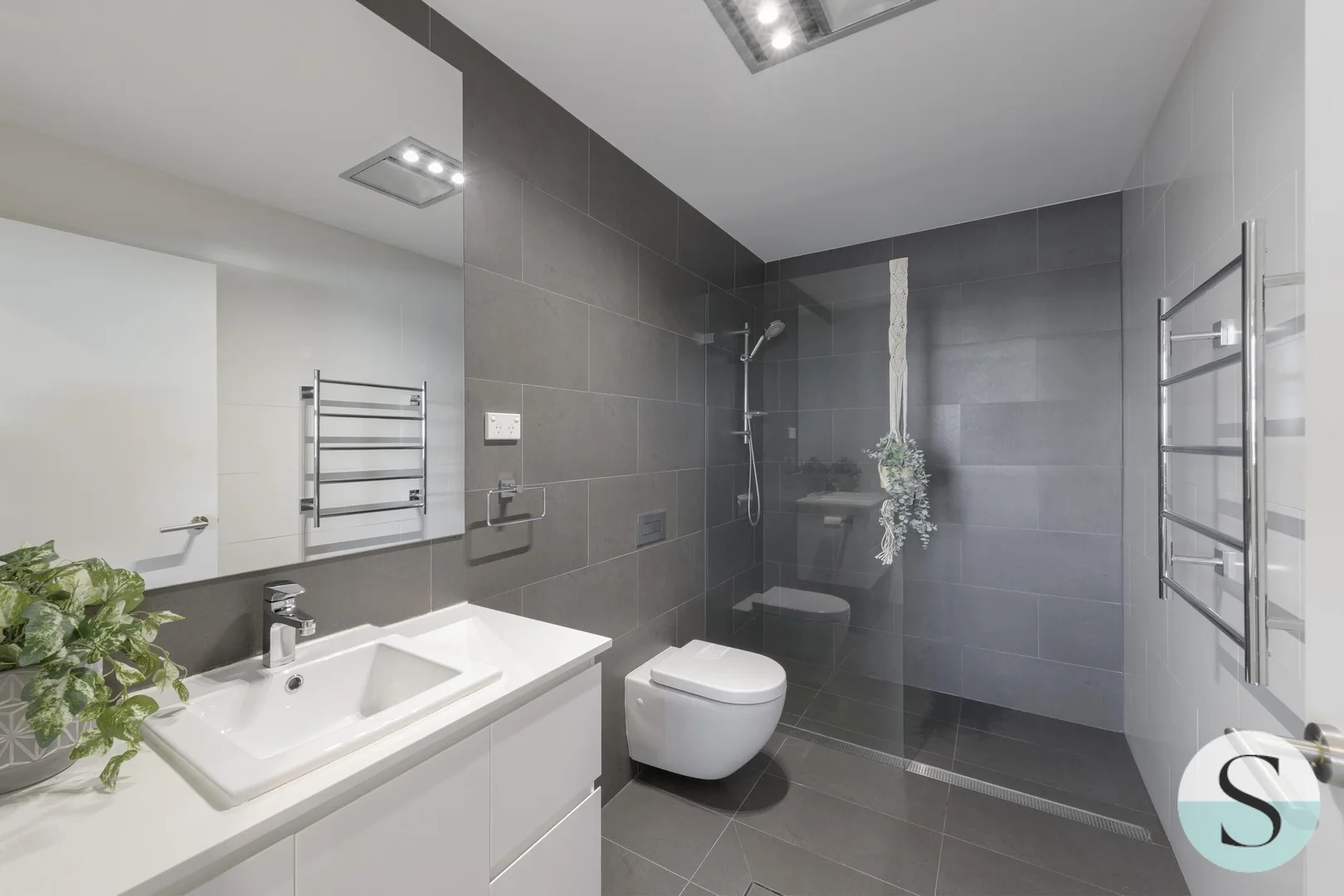 Additional image 18 of 310/55E Caves Beach Road, Caves Beach NSW 2281