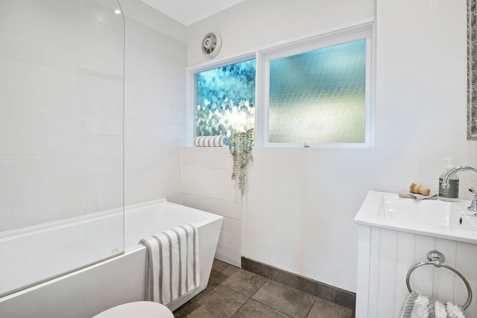 Additional image 8 of 27 Benambra Street, Mornington VIC 3931