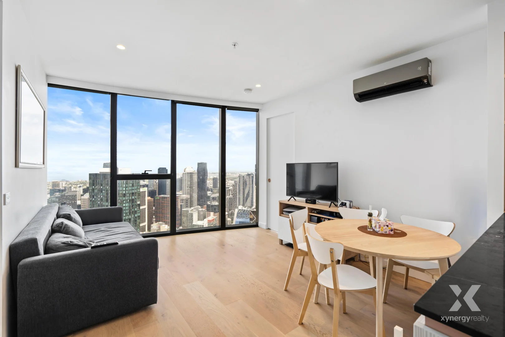 Additional image 2 of 7202/228 La Trobe Street, Melbourne VIC 3000