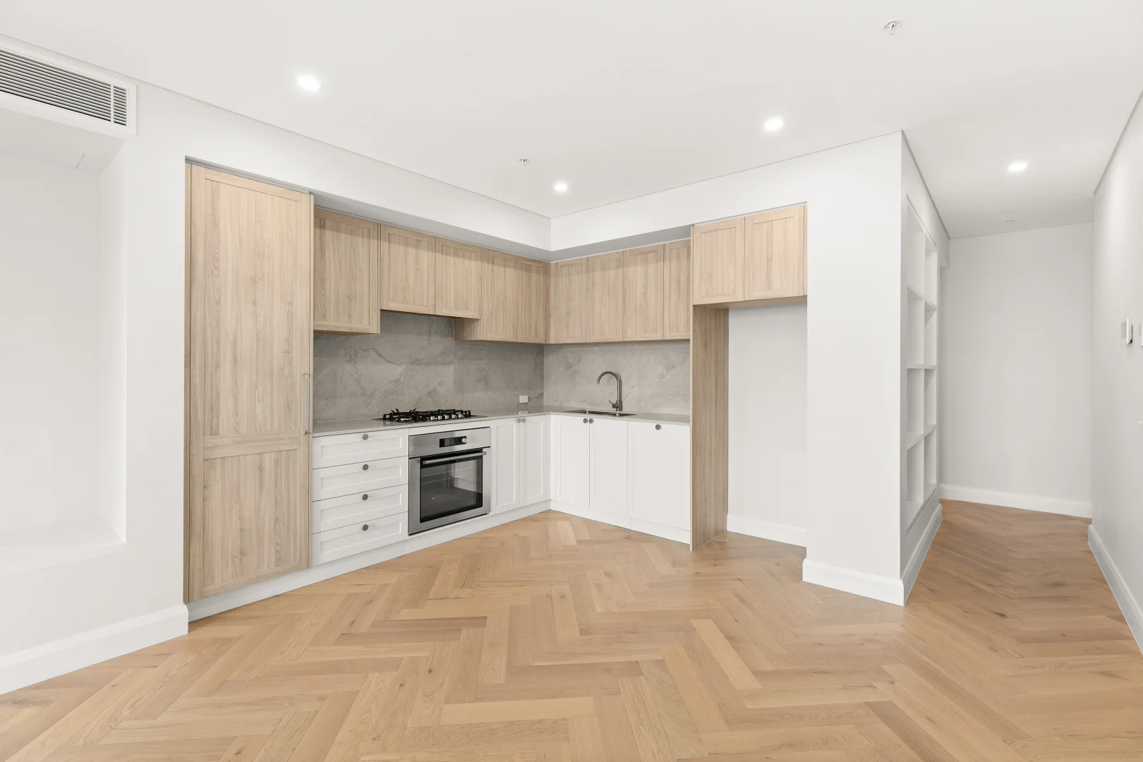 Additional image 10 of 603/15 Watt Street, Newcastle NSW 2300