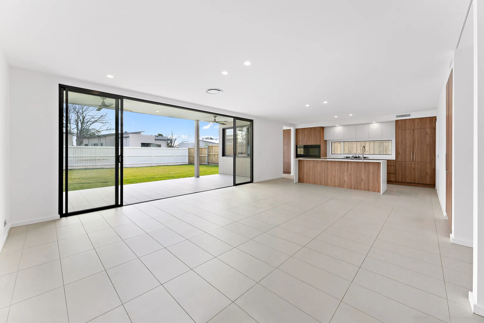 Additional image 2 of 25 Mansfield Circuit, Gledswood Hills NSW 2557