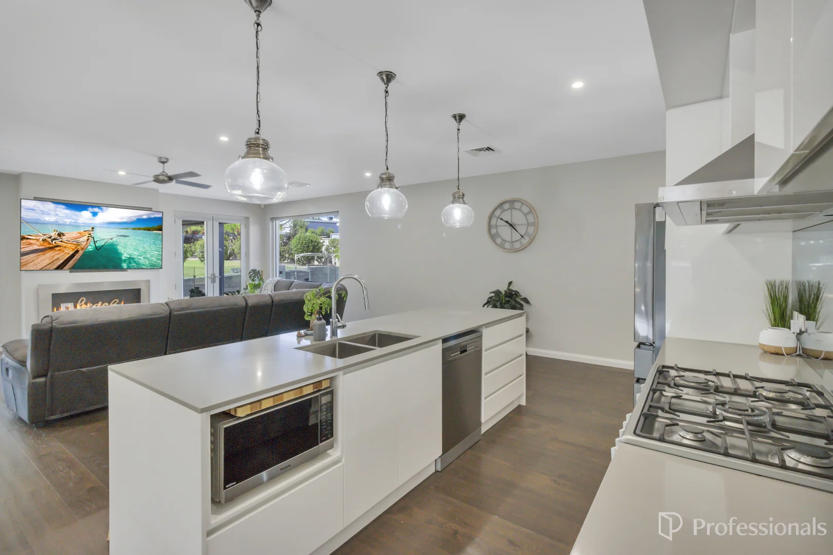 Additional image 18 of 29 Plunkett Drive, Lake Albert NSW 2650