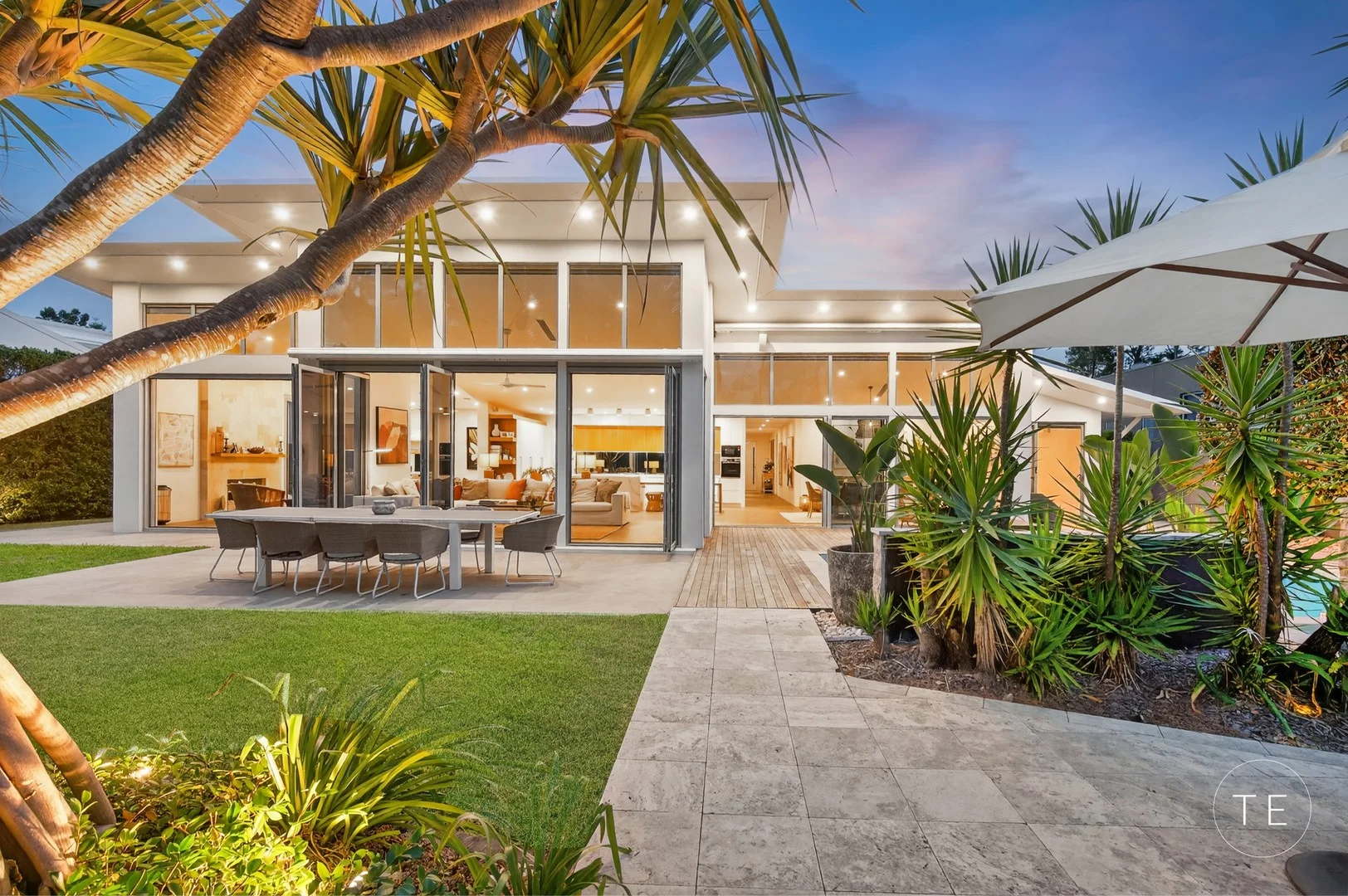 2217 Arnold Palmer Drive, Sanctuary Cove QLD 4212