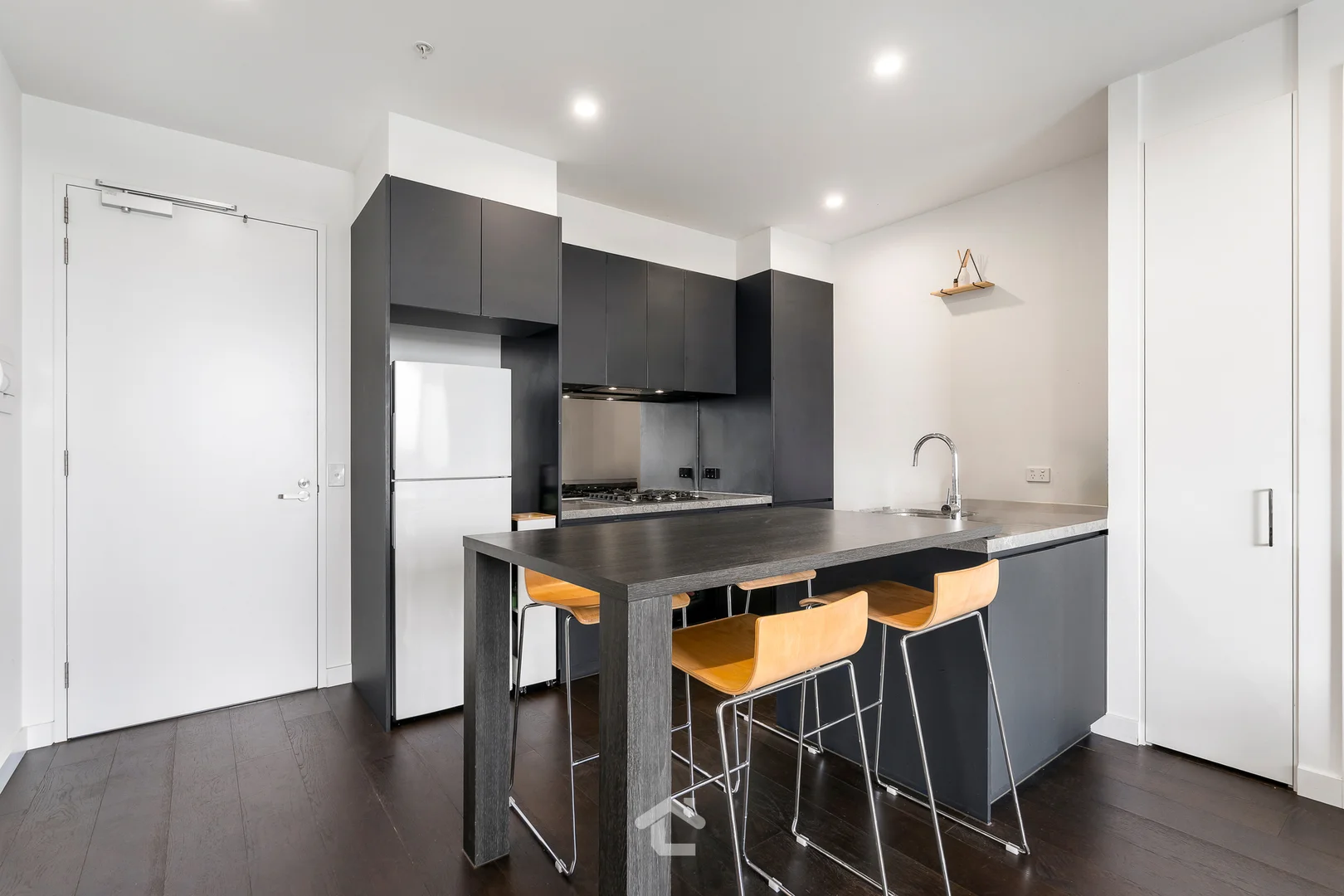 Additional image 2 of 510/160 Whitehorse Road, Blackburn VIC 3130