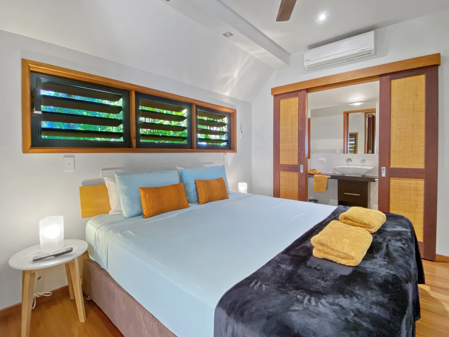 Additional image 9 of 4/9 The Esplanade (Pure Magnetic) St, Nelly Bay QLD 4819