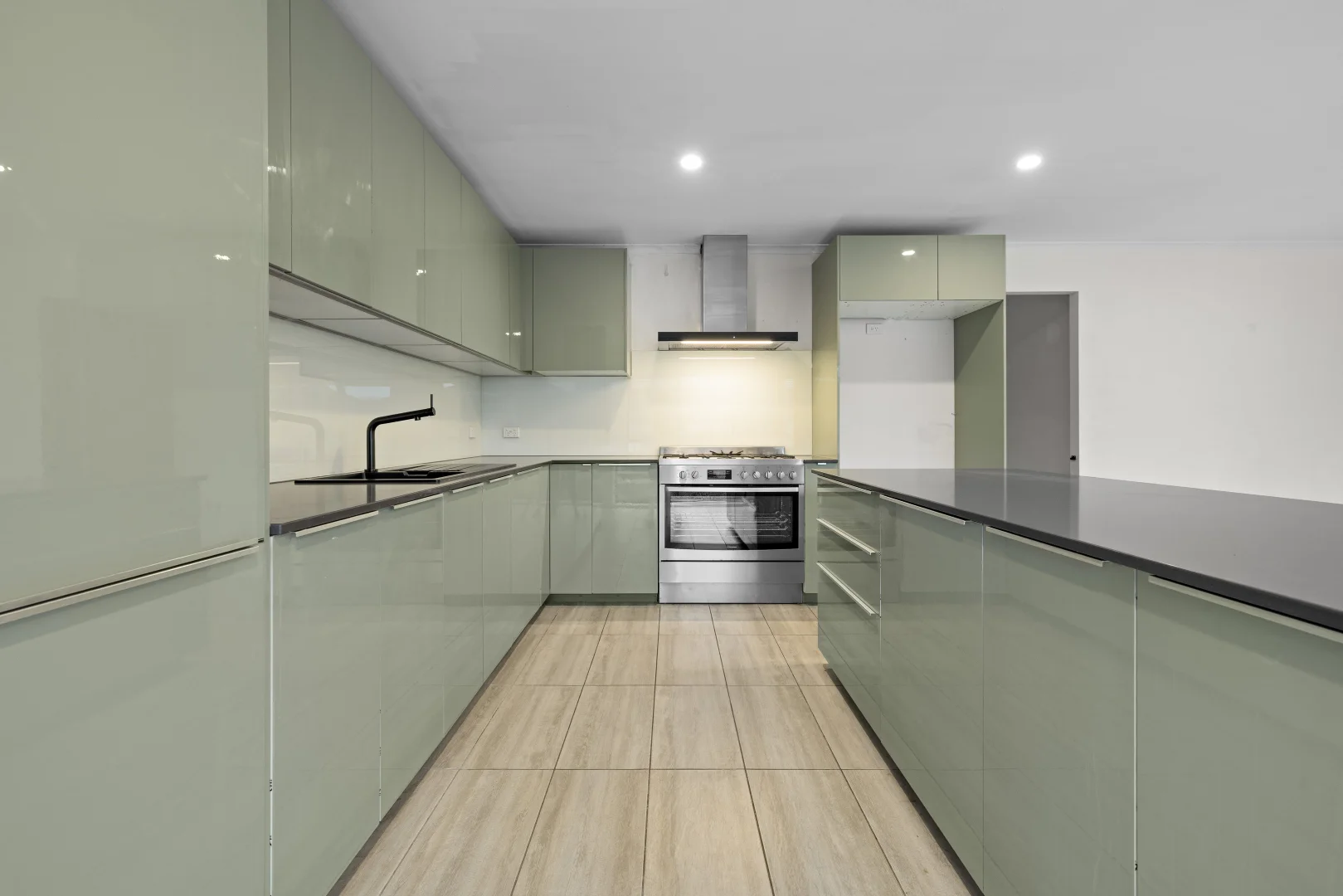 Additional image 5 of 2 Anidala Place, Cranbourne West VIC 3977