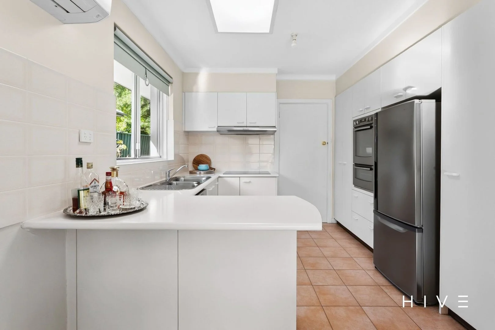 Additional image 4 of 2 Caley Crescent, Narrabundah ACT 2604