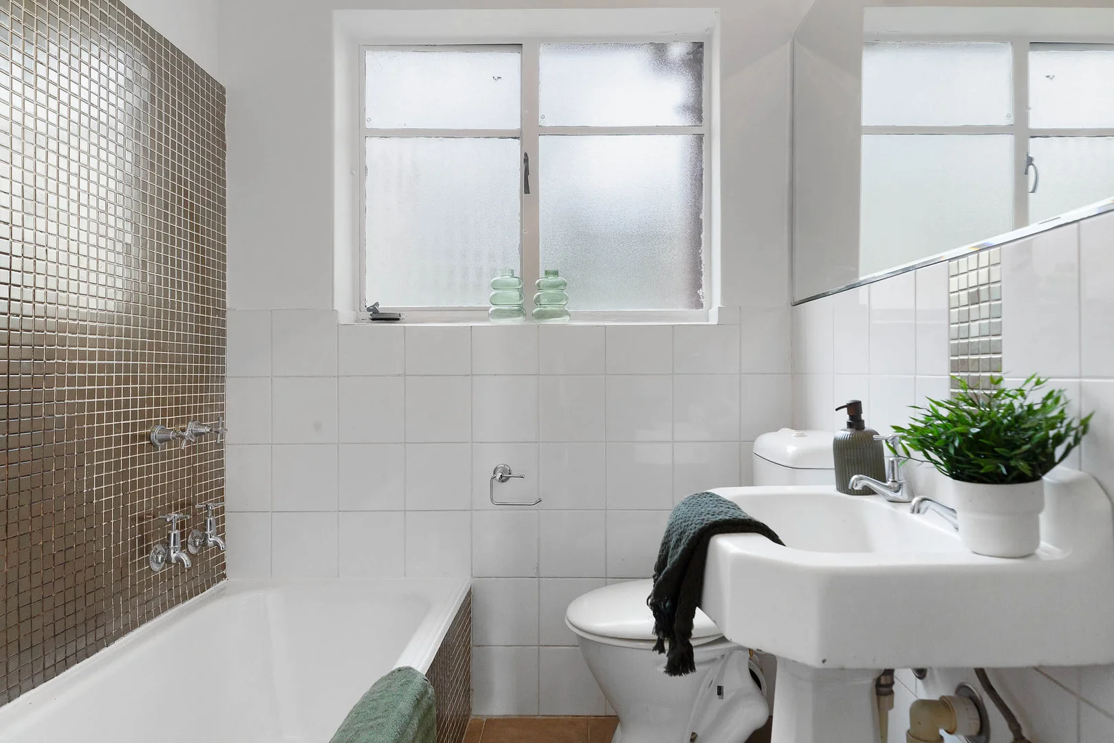 Additional image 5 of 7/5 Bundalohn Court, St Kilda VIC 3182