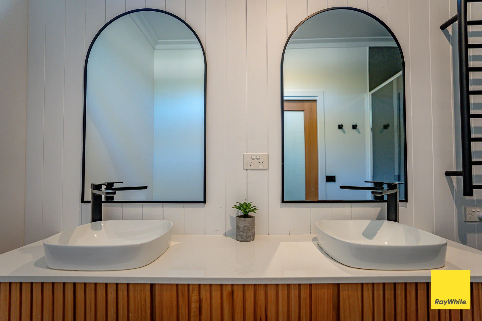 Additional image 15 of 25 Glenelg Drive, Maiden Gully VIC 3551