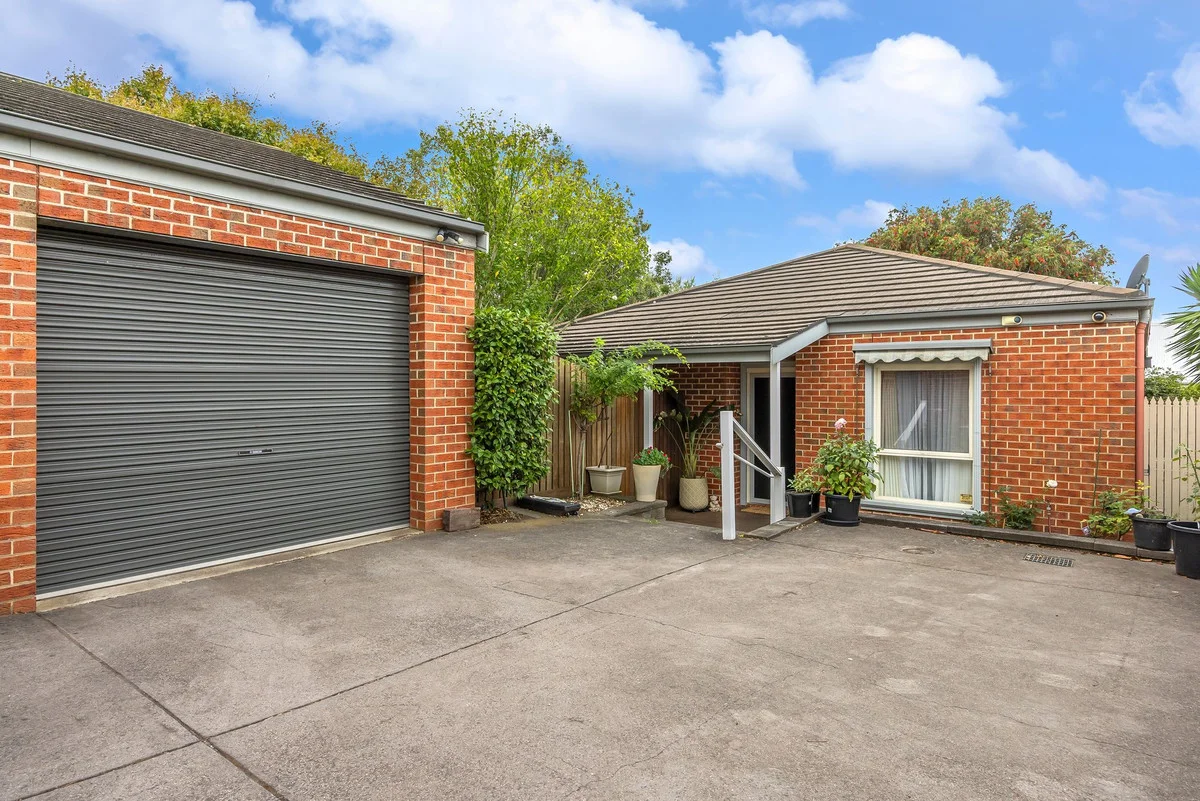 2/168 Minerva Road, Manifold Heights VIC 3218