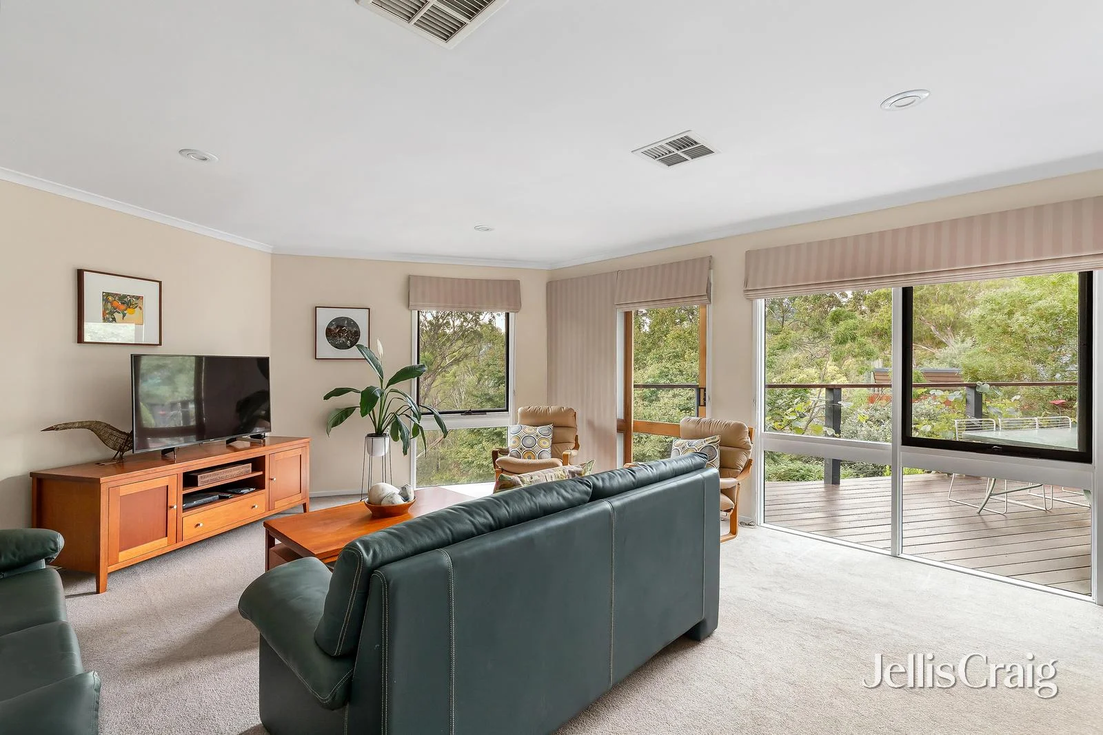 Additional image 10 of 51 Corowa Crescent, Greensborough VIC 3088