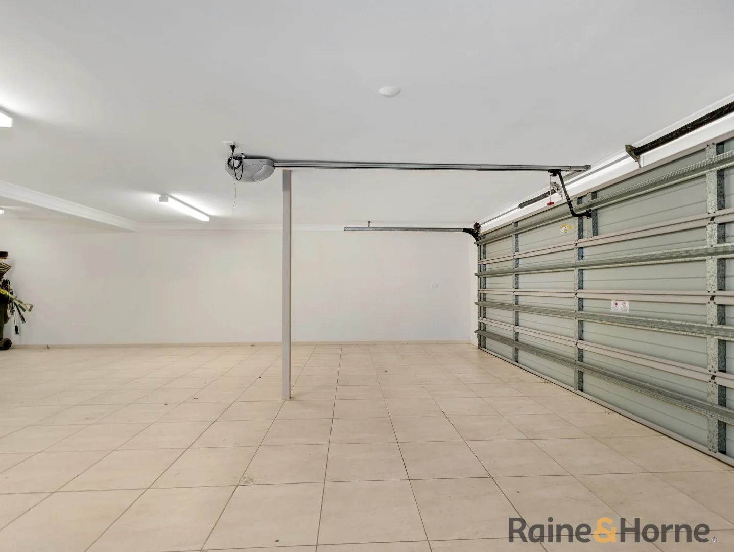 Additional image 42 of 129 Annetts Parade, Mossy Point NSW 2537