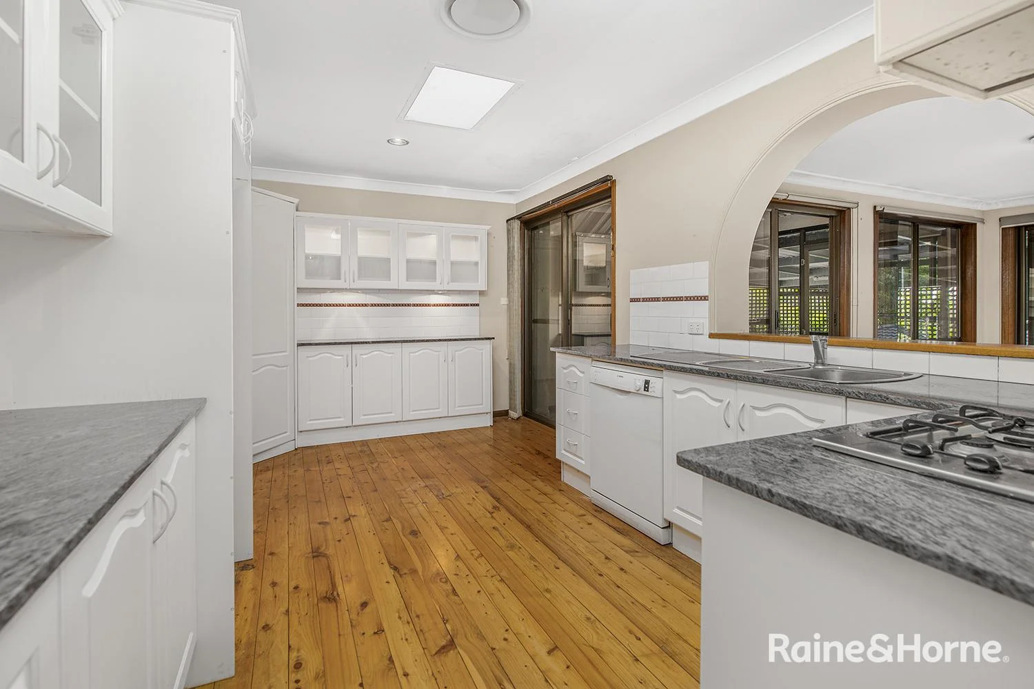 Additional image 6 of 29 Violet Town Road, Tingira Heights NSW 2290