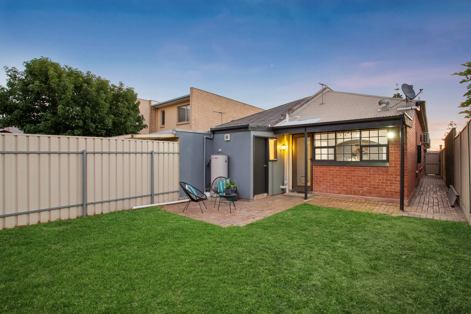 Additional image 26 of 300 Seaview Road, Henley Beach SA 5022