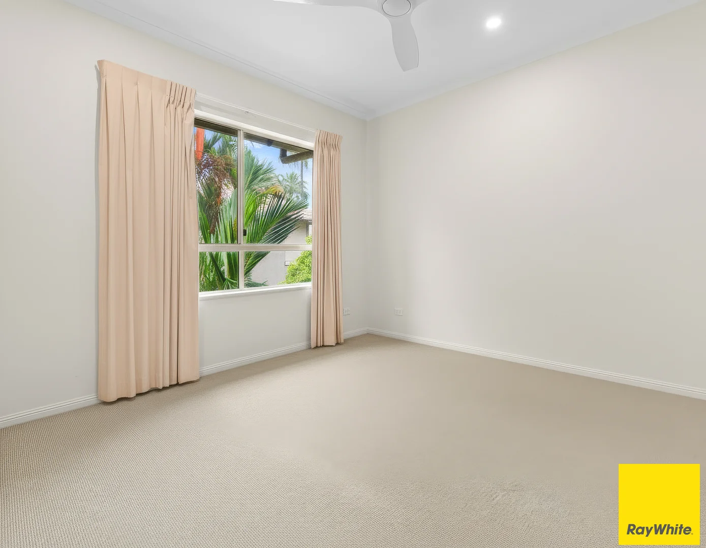 Additional image 6 of 815/2-10 Greenslopes Street, Cairns North QLD 4870