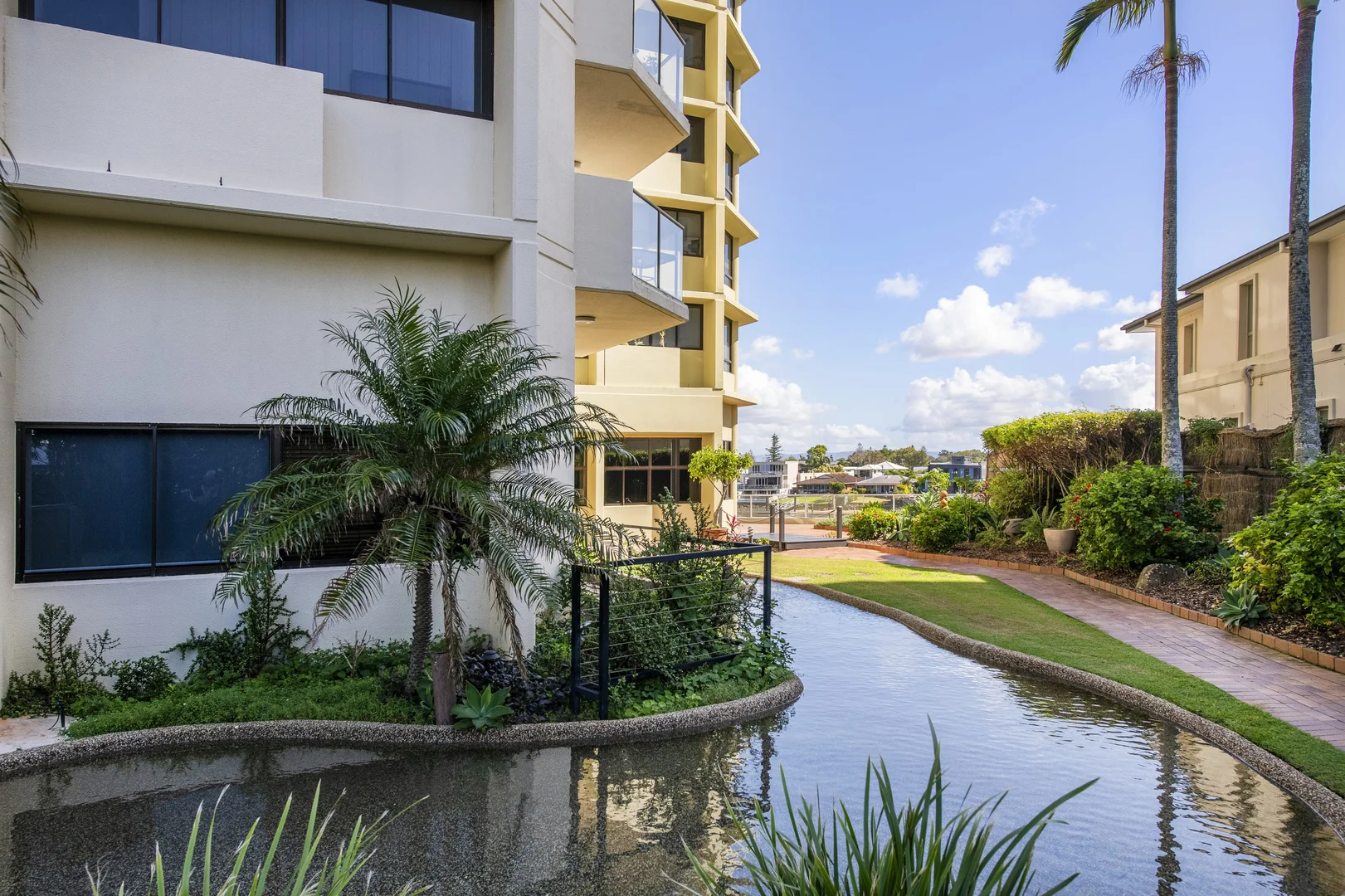 Additional image 33 of 11/2890 Gold Coast Highway, Surfers Paradise QLD 4217