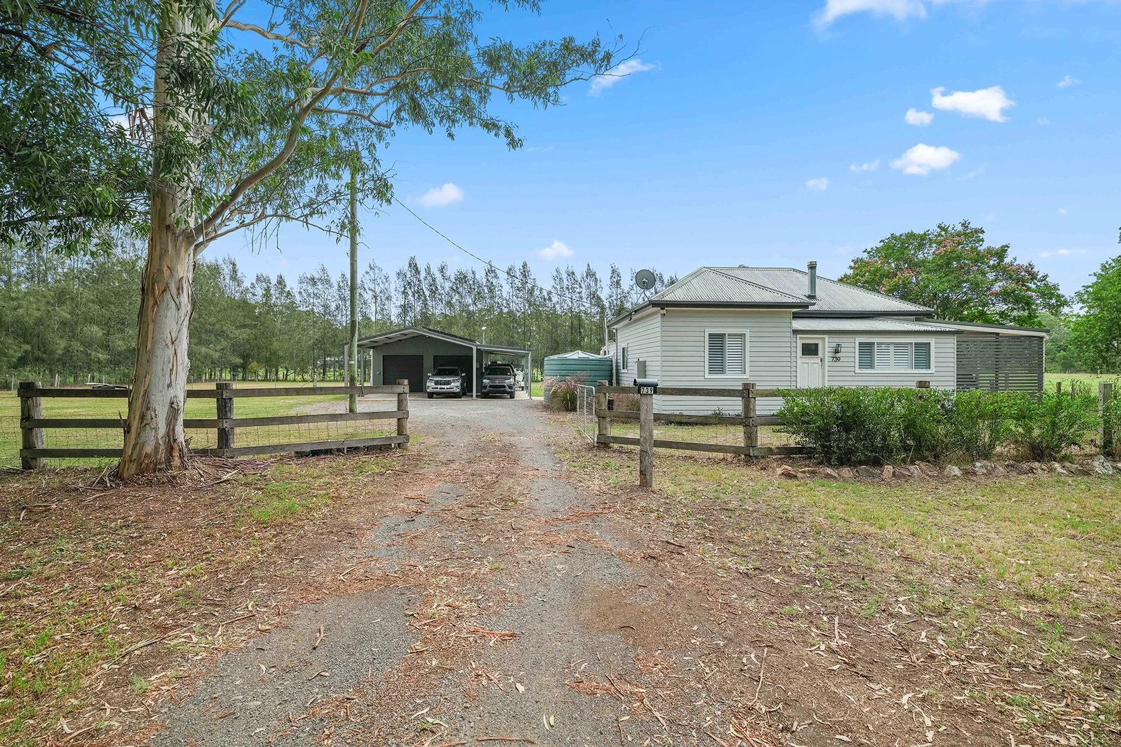 739 The Bucketts Way, Limeburners Creek NSW 2324