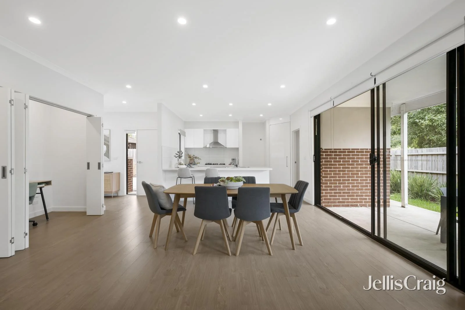 Additional image 4 of 2a Venetian Court, Croydon VIC 3136