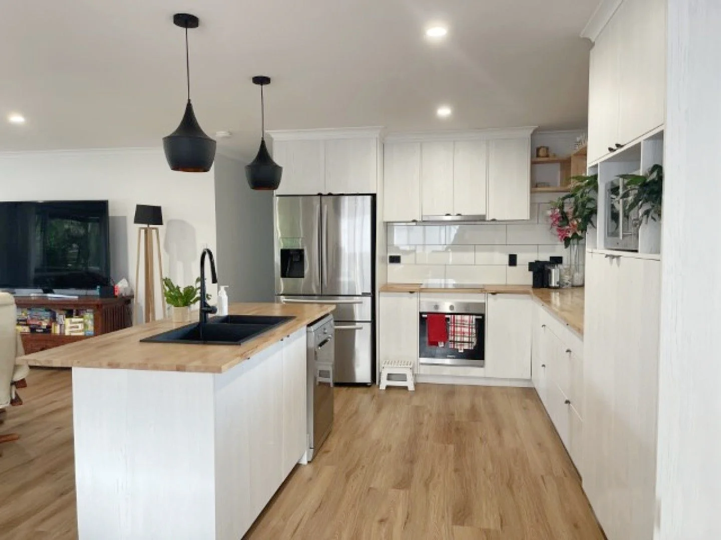 Additional image 2 of 21 Windsor Way, Urraween QLD 4655