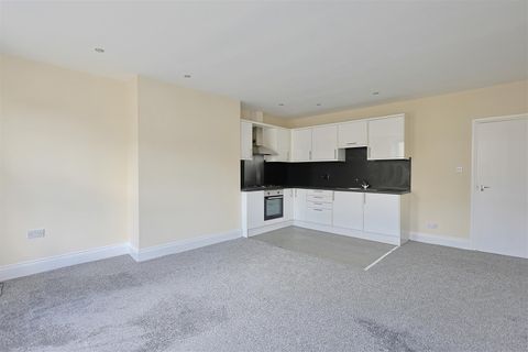 Forest Hall Road, Forest Hall NE12